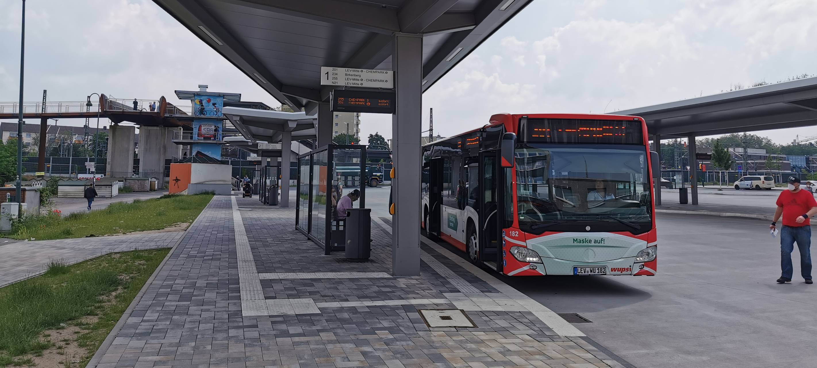 Leverkusener Verkehr: Bahnallee bis Freitag gesperrt