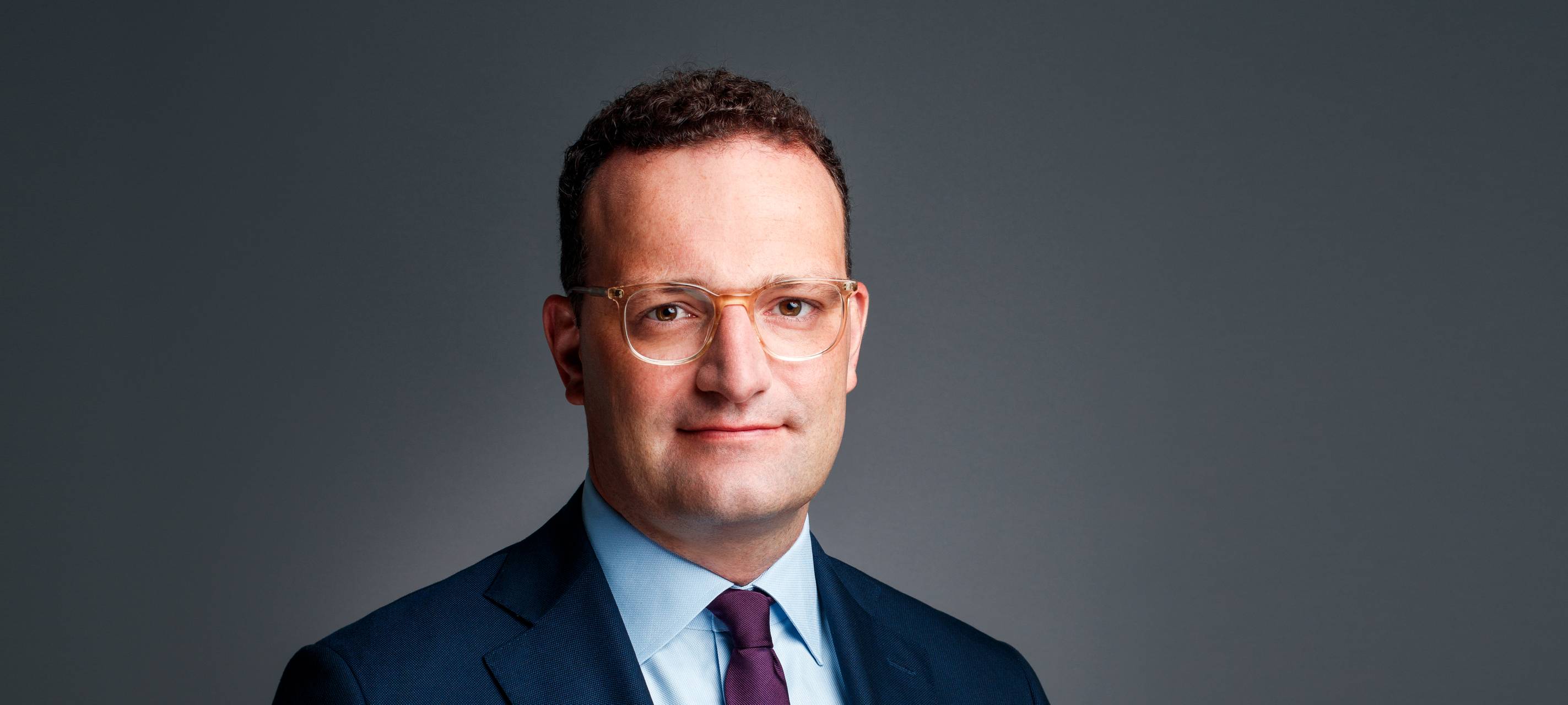 Demonstranten bei Wahlkampfbesuch von Spahn