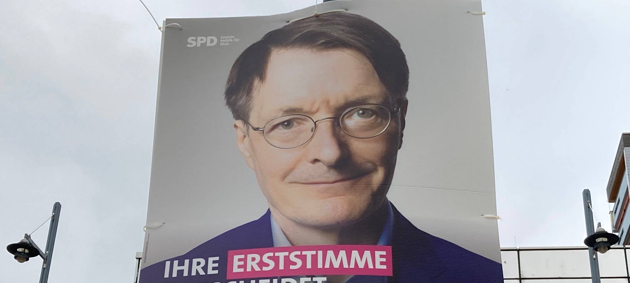 Weniger beschmierte Wahlplakate