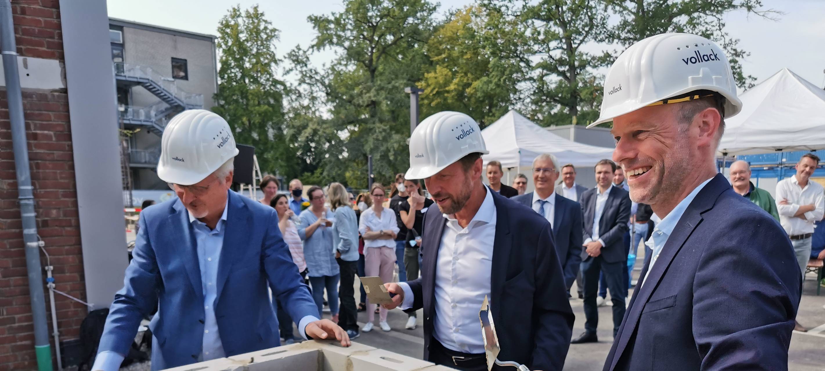Grundsteinlegung für neue Pflegeschule in Schlebusch