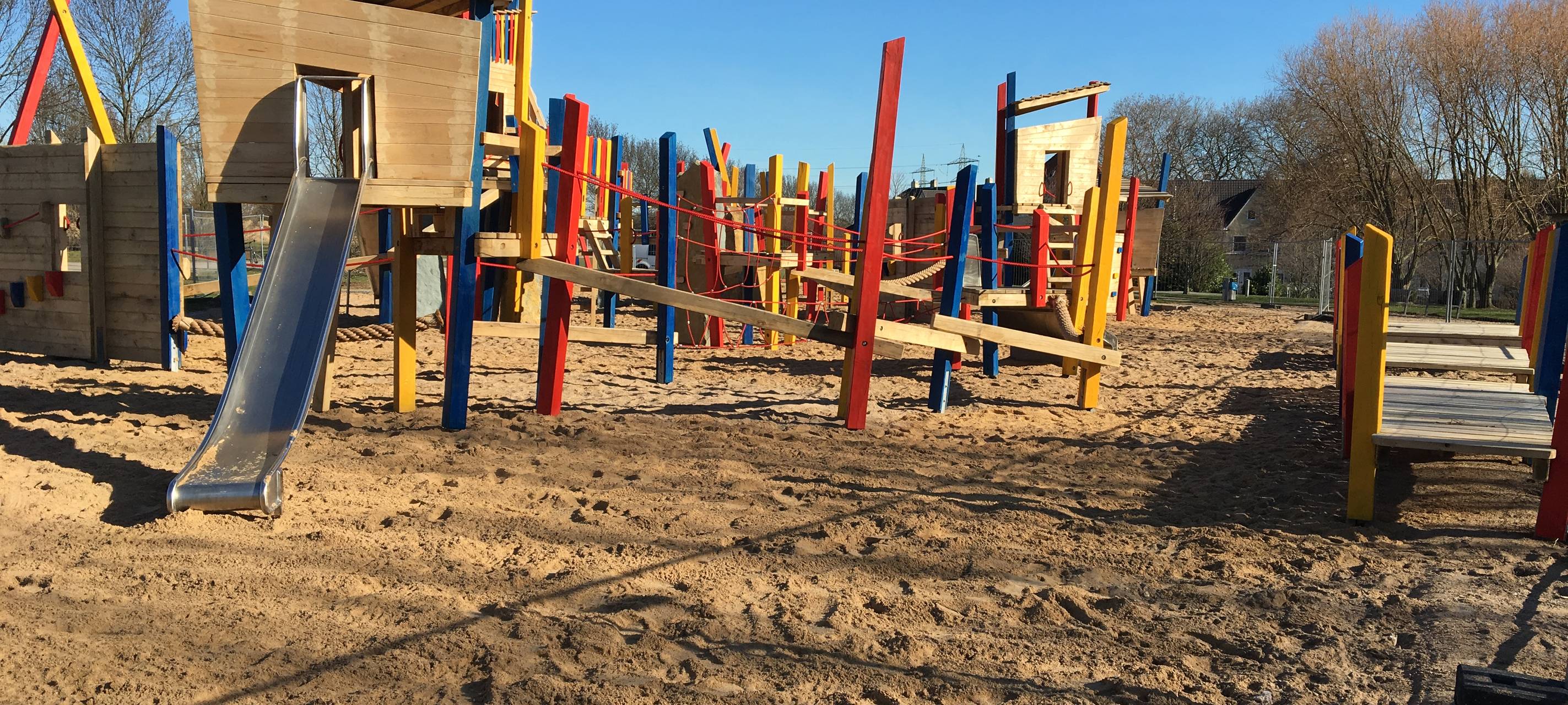 Stadt gibt Neulandpark und Spielplätze frei