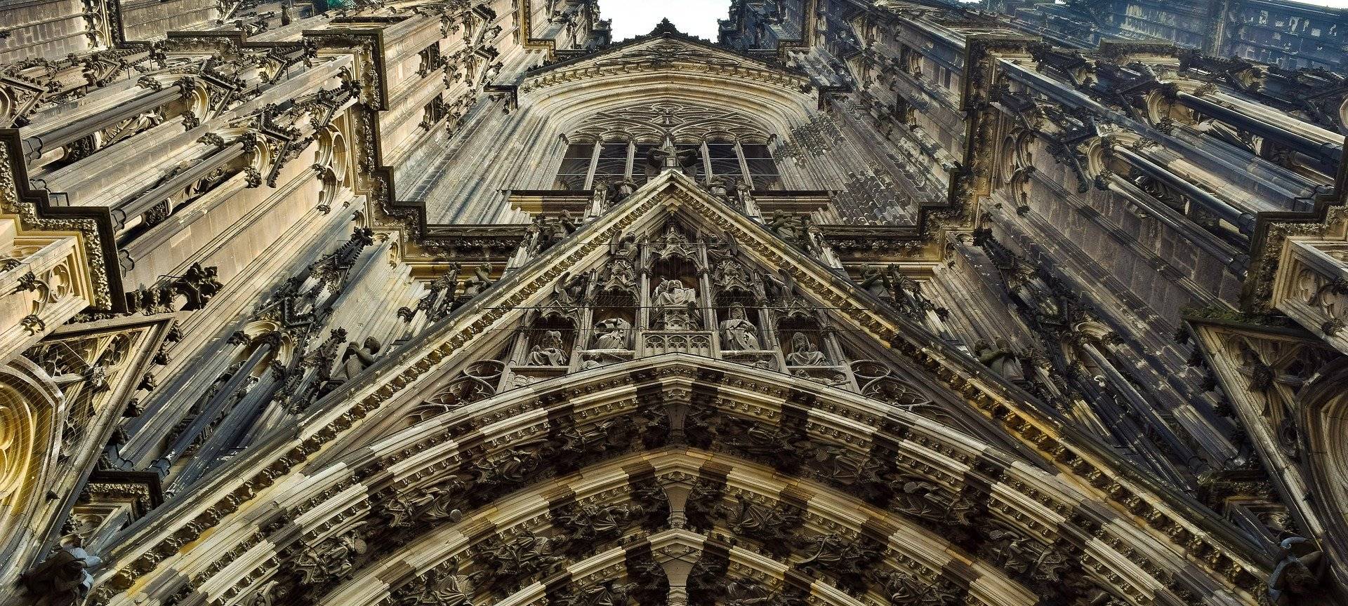 Kirchenaustritte in Leverkusen treffen Kölner Dom