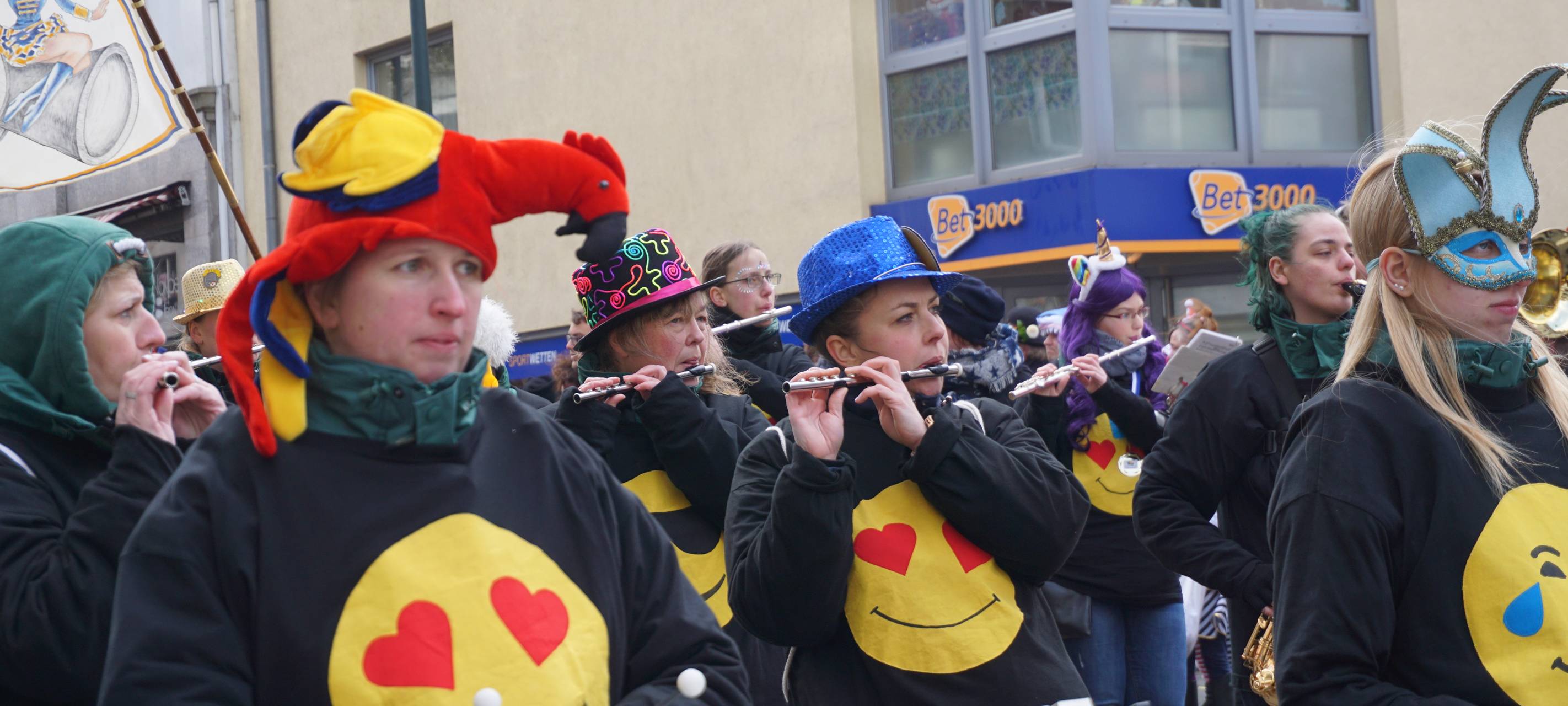 Wagenengel für Leverkusener Umzüge gesucht