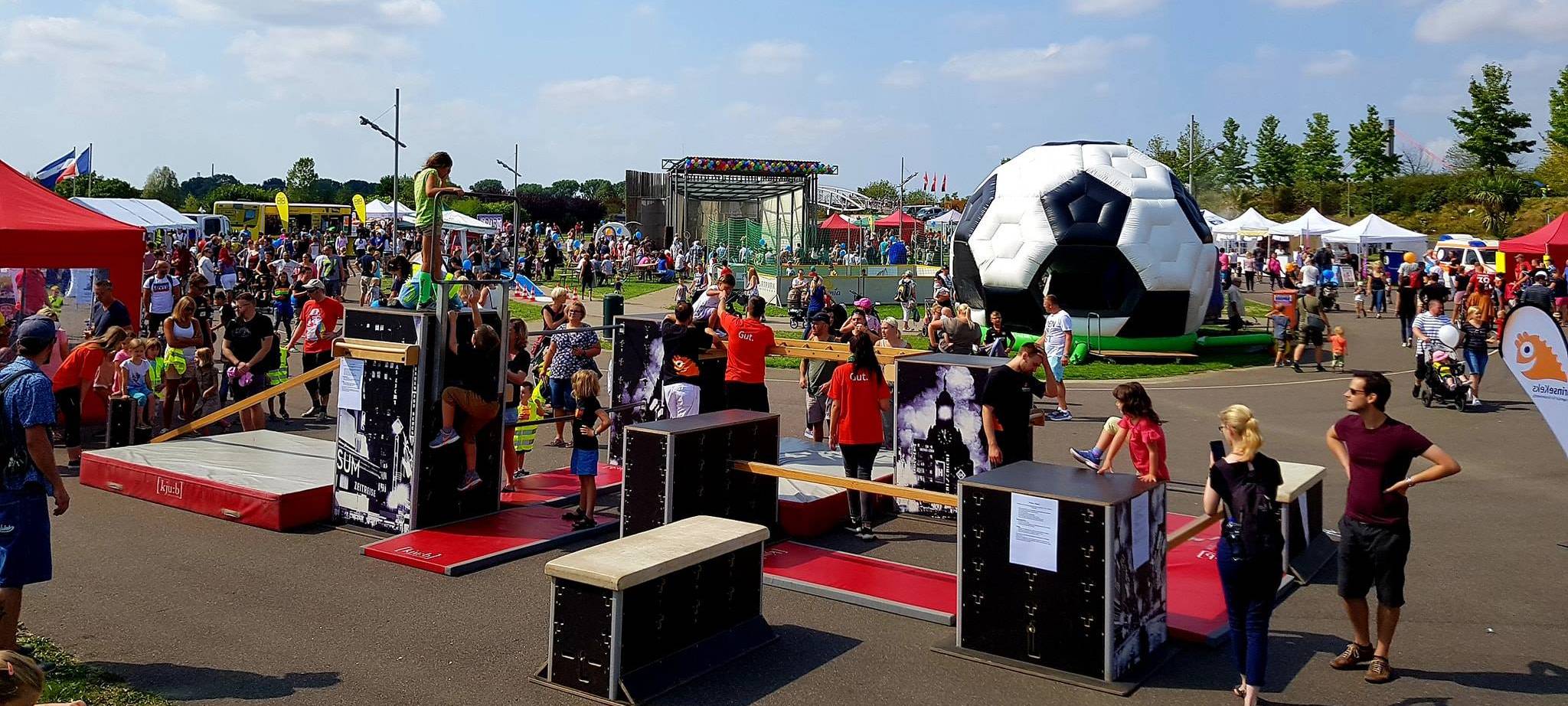 Kirmes, Kinderfest und Saisoneröffnung