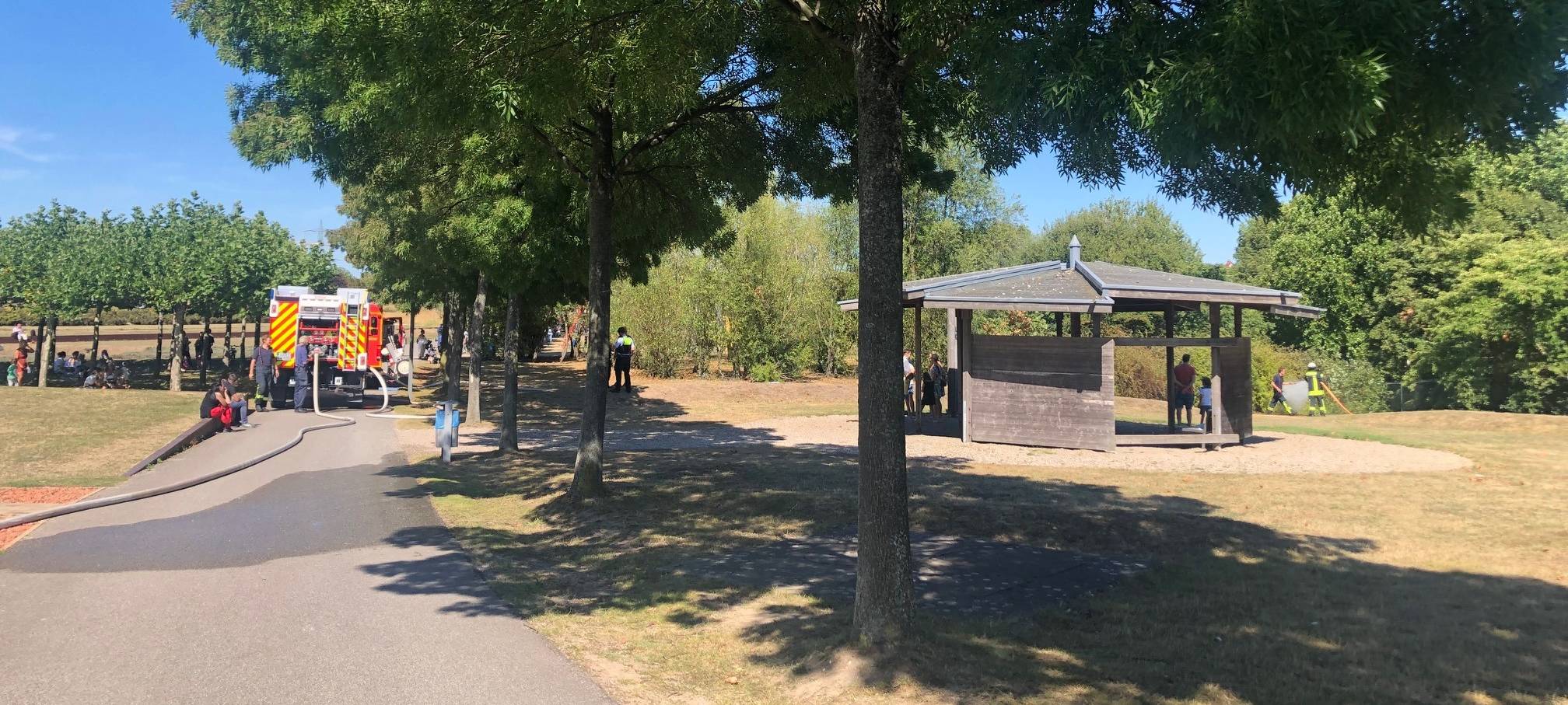 Neulandpark: Feuer schnell gelöscht