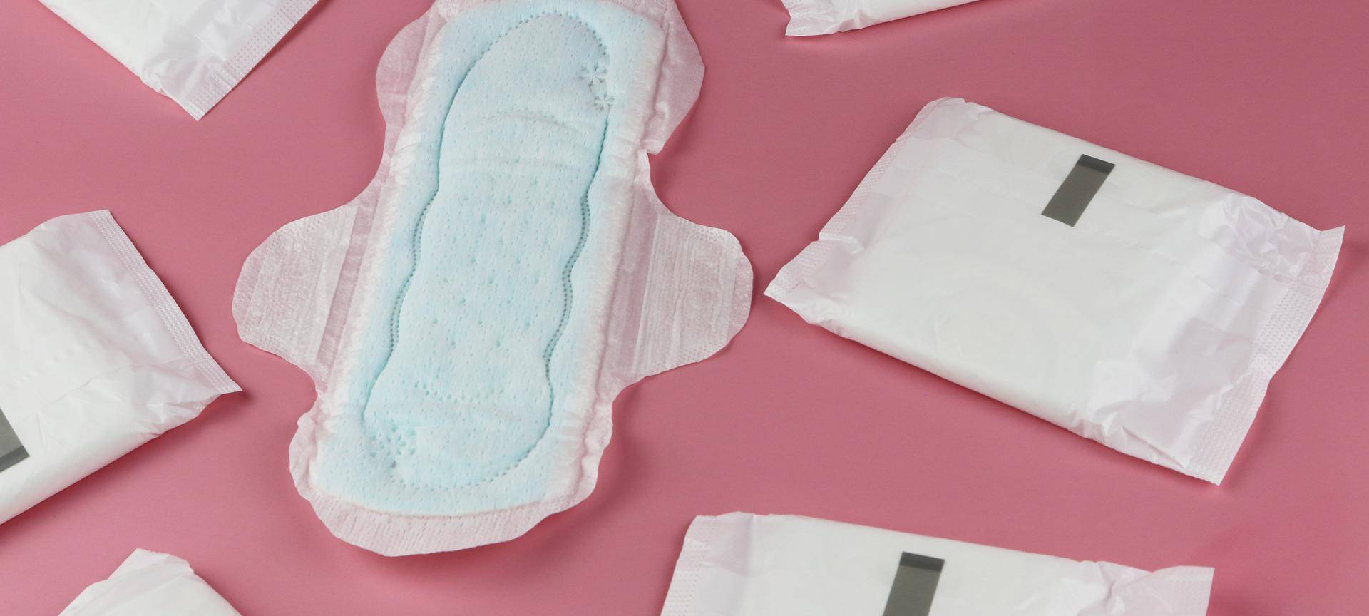 Tampons und Slipeinlagen für Schülerinnen