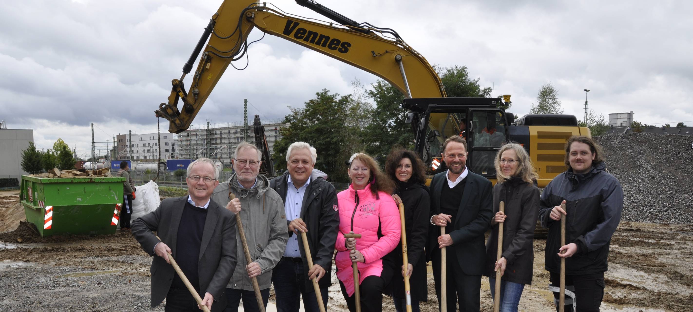 Opladen: Bau der neuen Dreifach-Sporthalle gestartet