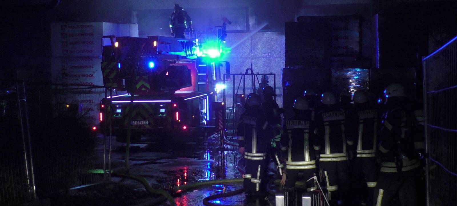 Brand in Schlebusch: Polizei durchsucht Handys