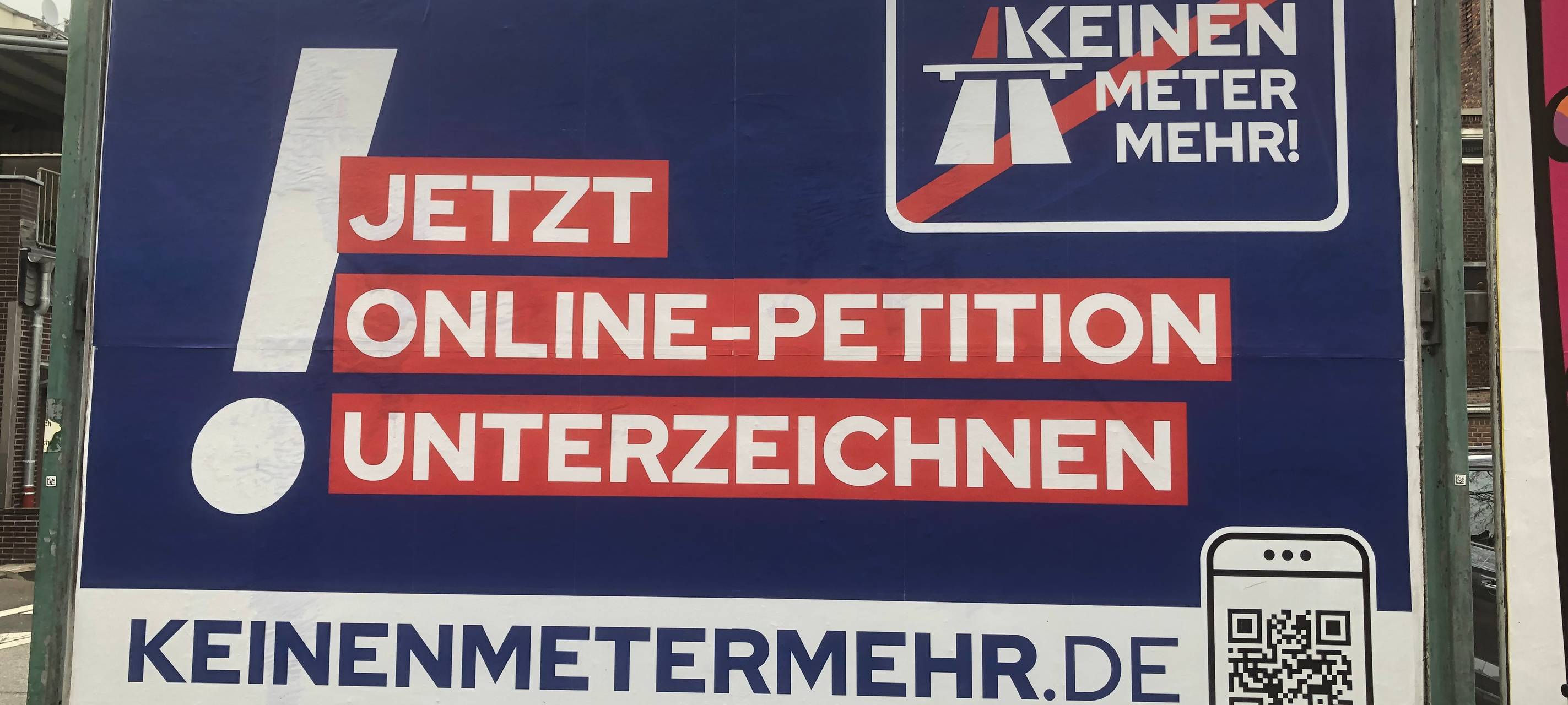 "Keinen Meter mehr" – neue Plakate in Leverkusen