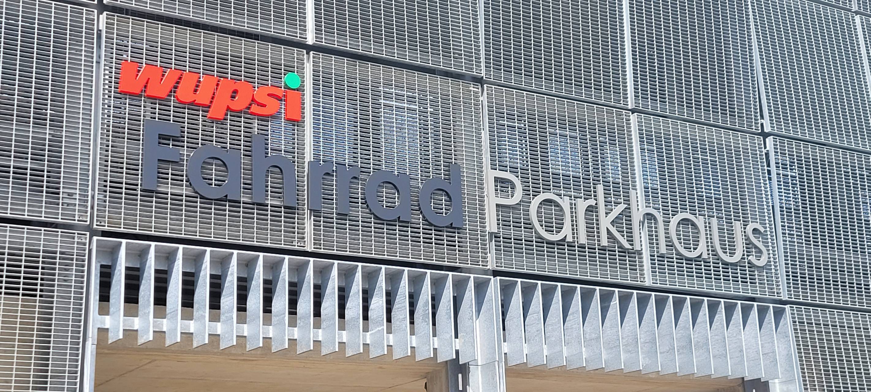 Leverkusen: Kostenlos parken im Fahrradparkhaus Opladen