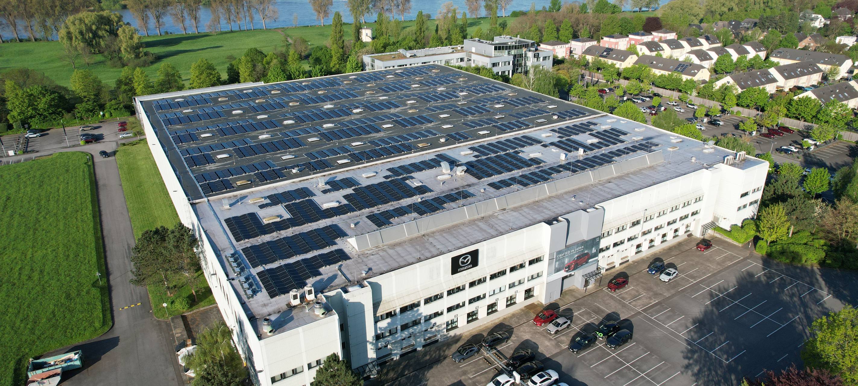 Größte Leverkusener Photovoltaikanlage bei Mazda
