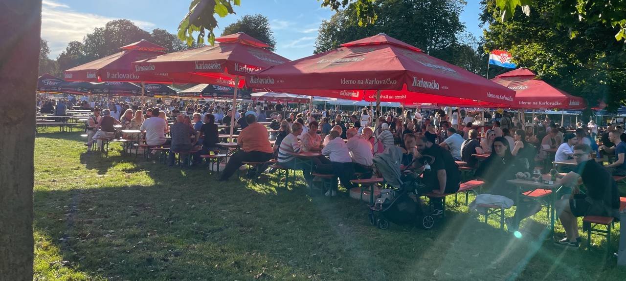 Leverkusener Bierbörse läuft