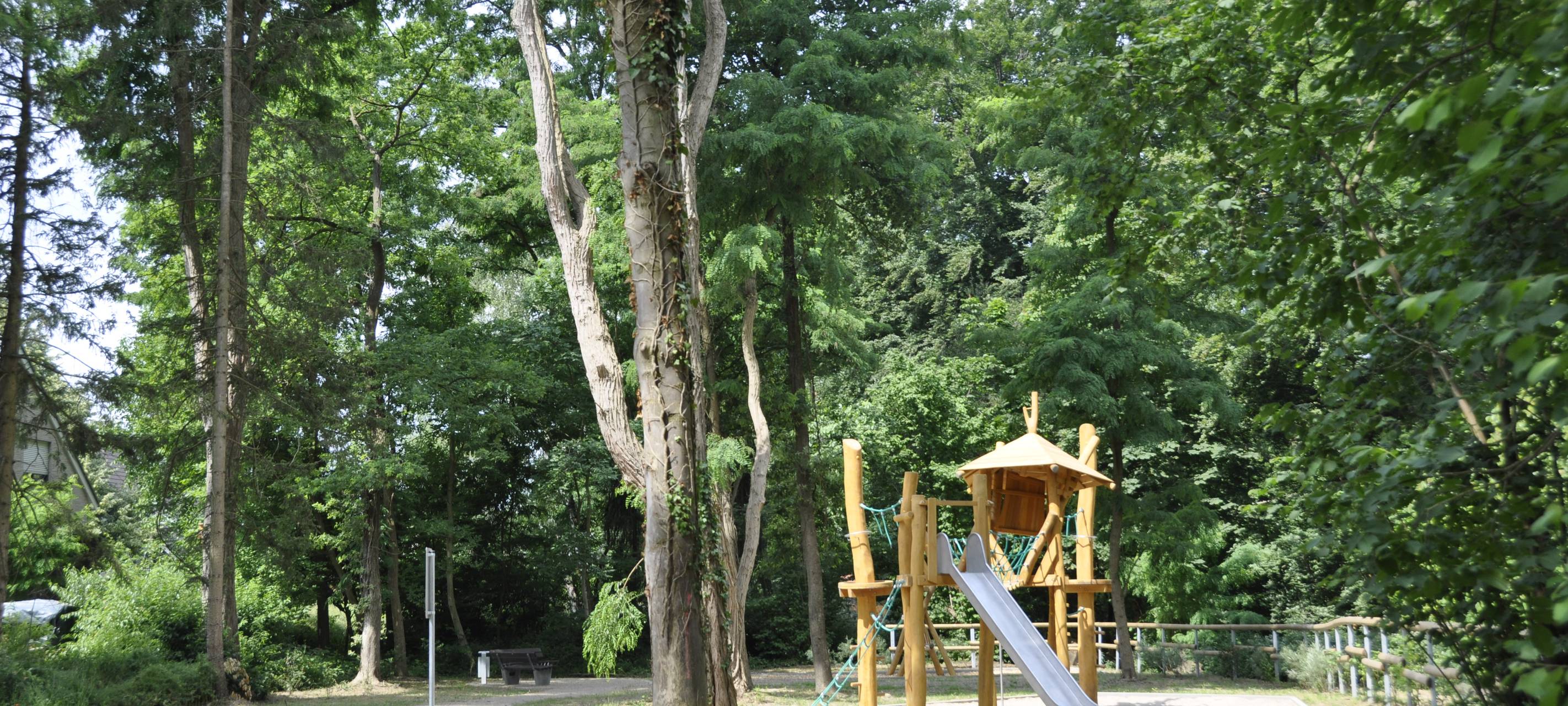 Leverkusen: Neuer Spielplatz in Schlebusch an der Dhünn