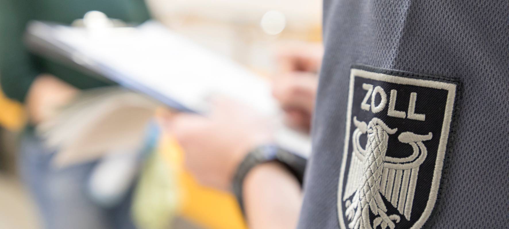 Zollkontrolle wegen Schwarzarbeit in Leverkusen