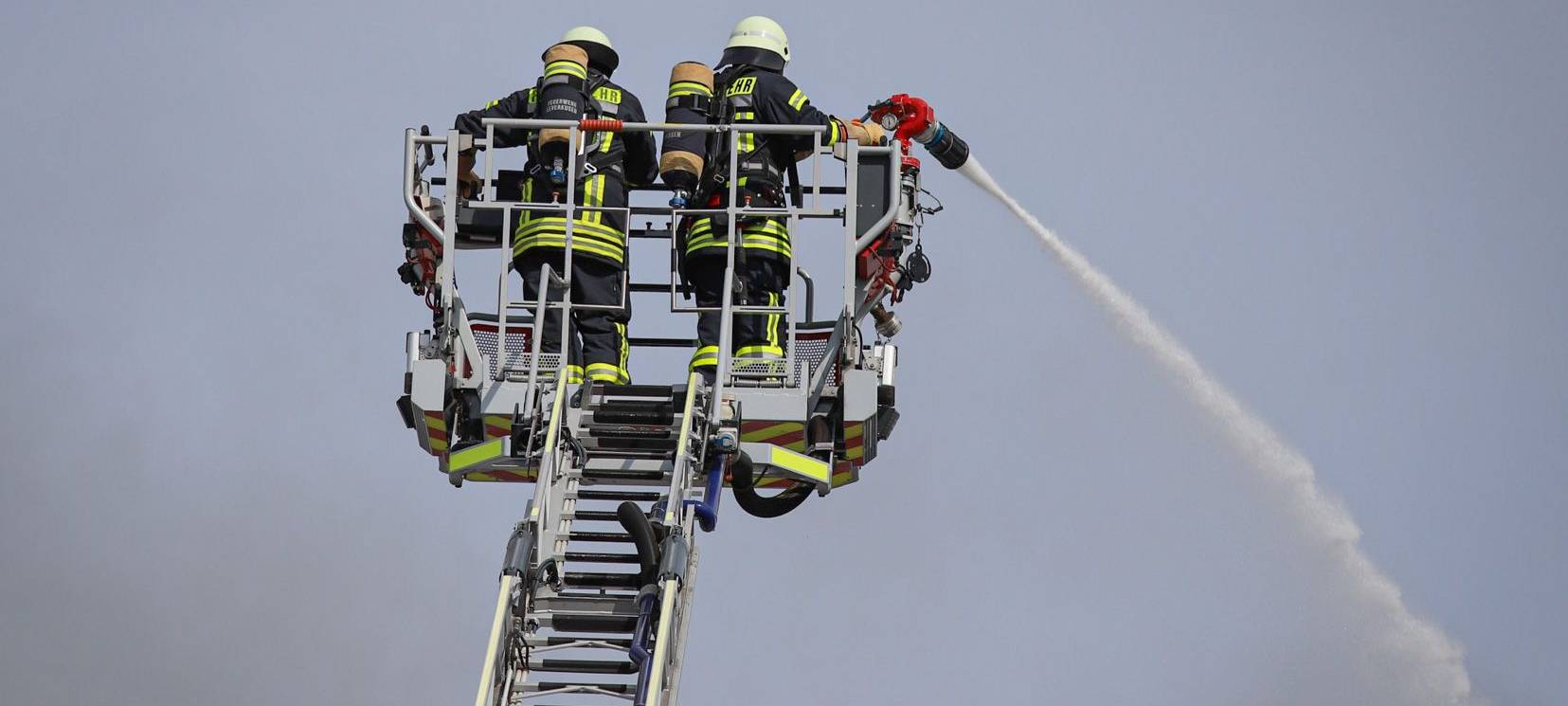 Feuer in Brotfabrik: Technischer Defekt wohl Brandursache