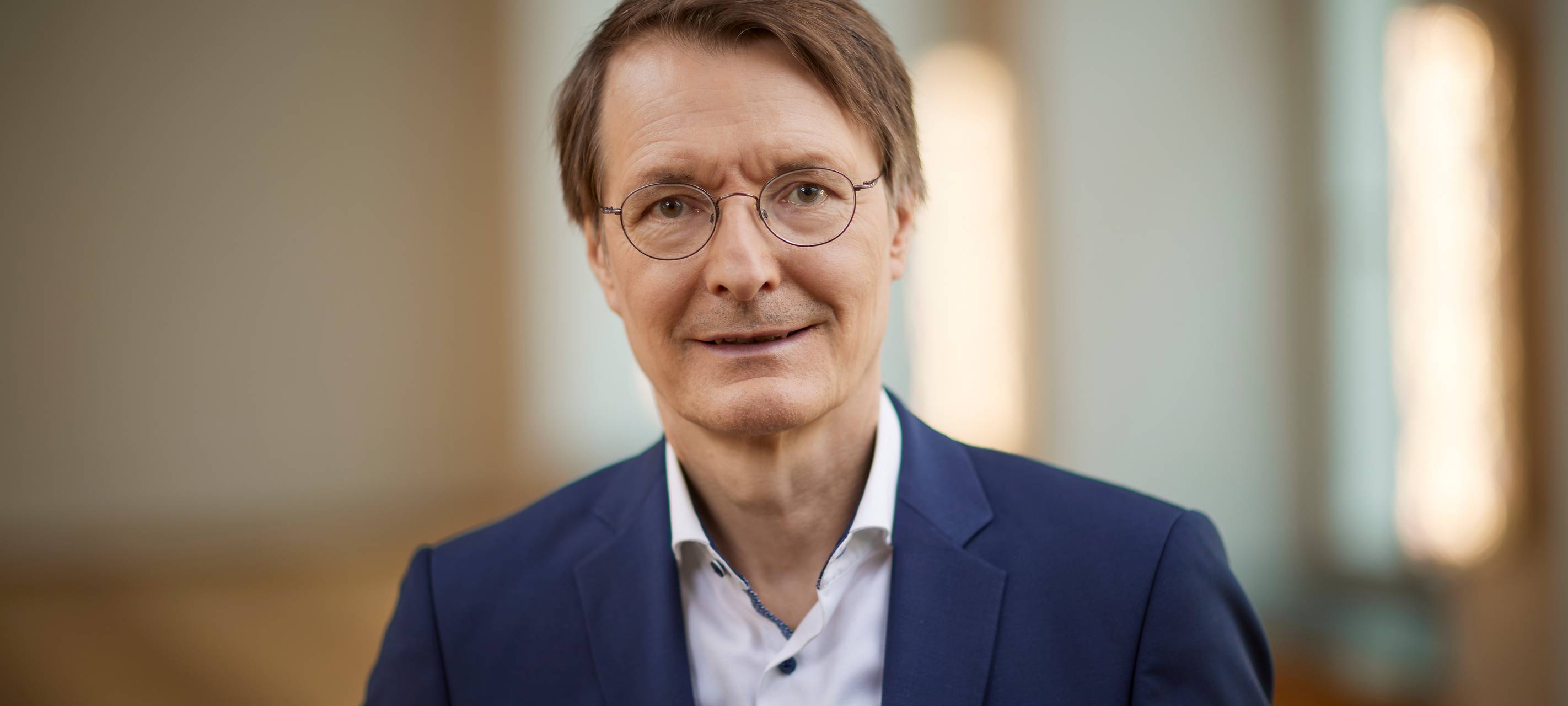 E-Akte: Lauterbach sieht keine Sicherheitsbedenken