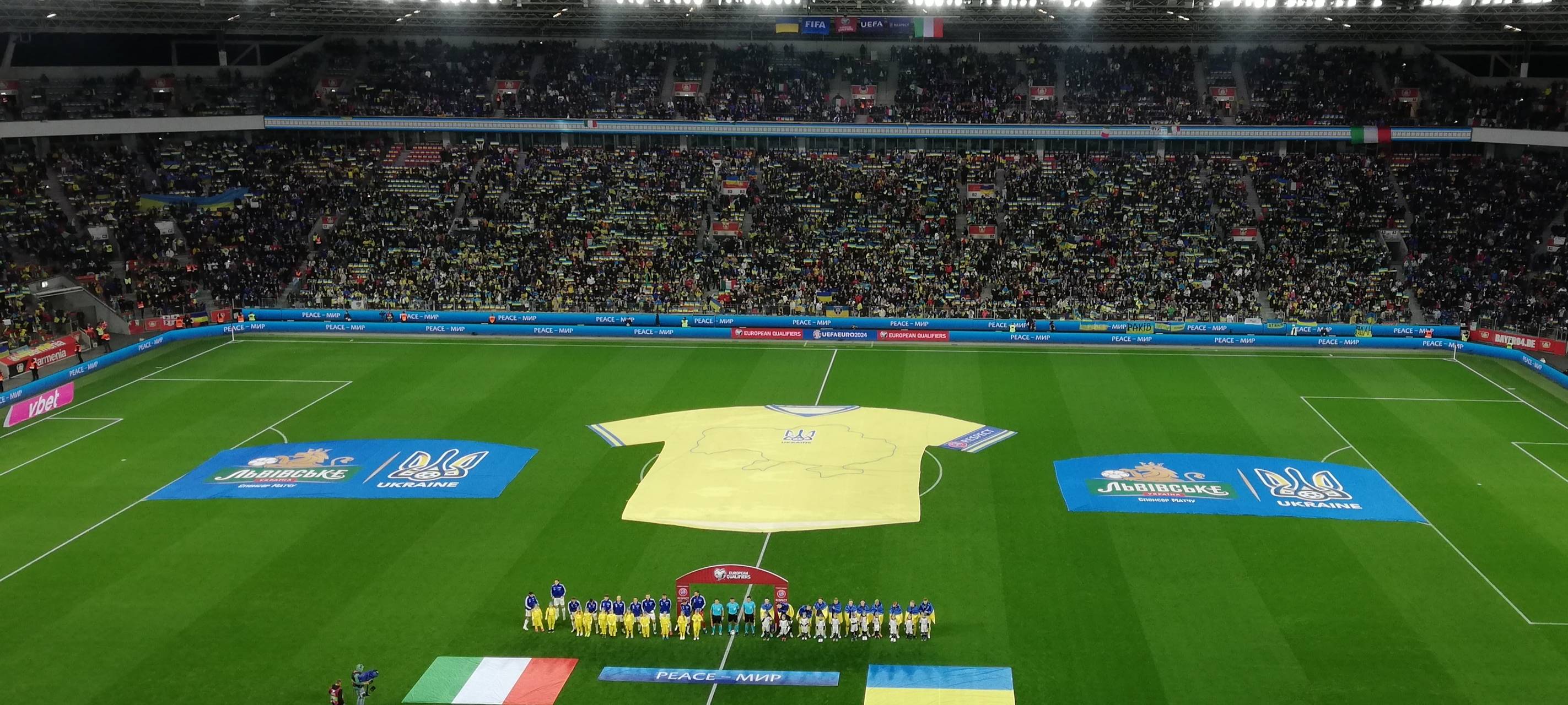 30.000 bei Länderspiel in Leverkusen