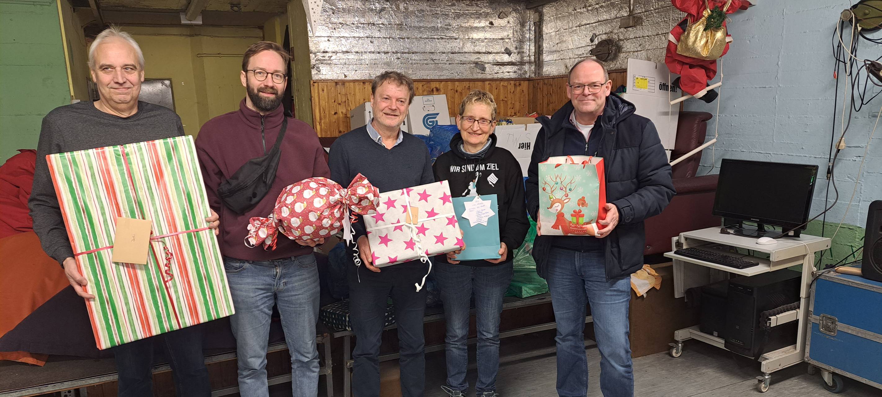 Geschenkerekord für bedürftige Kinder in Leverkusen