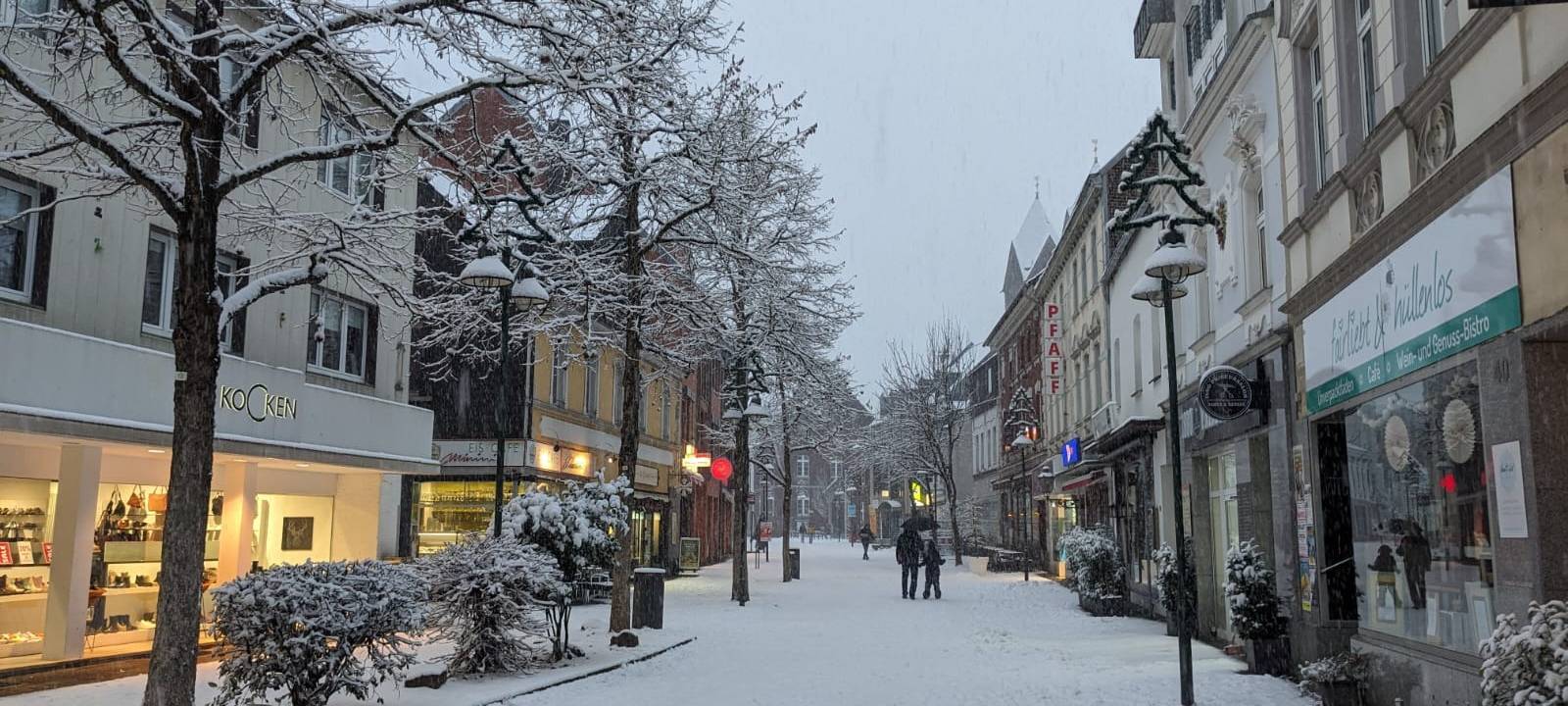 Schneelage in Leverkusen entspannt sich