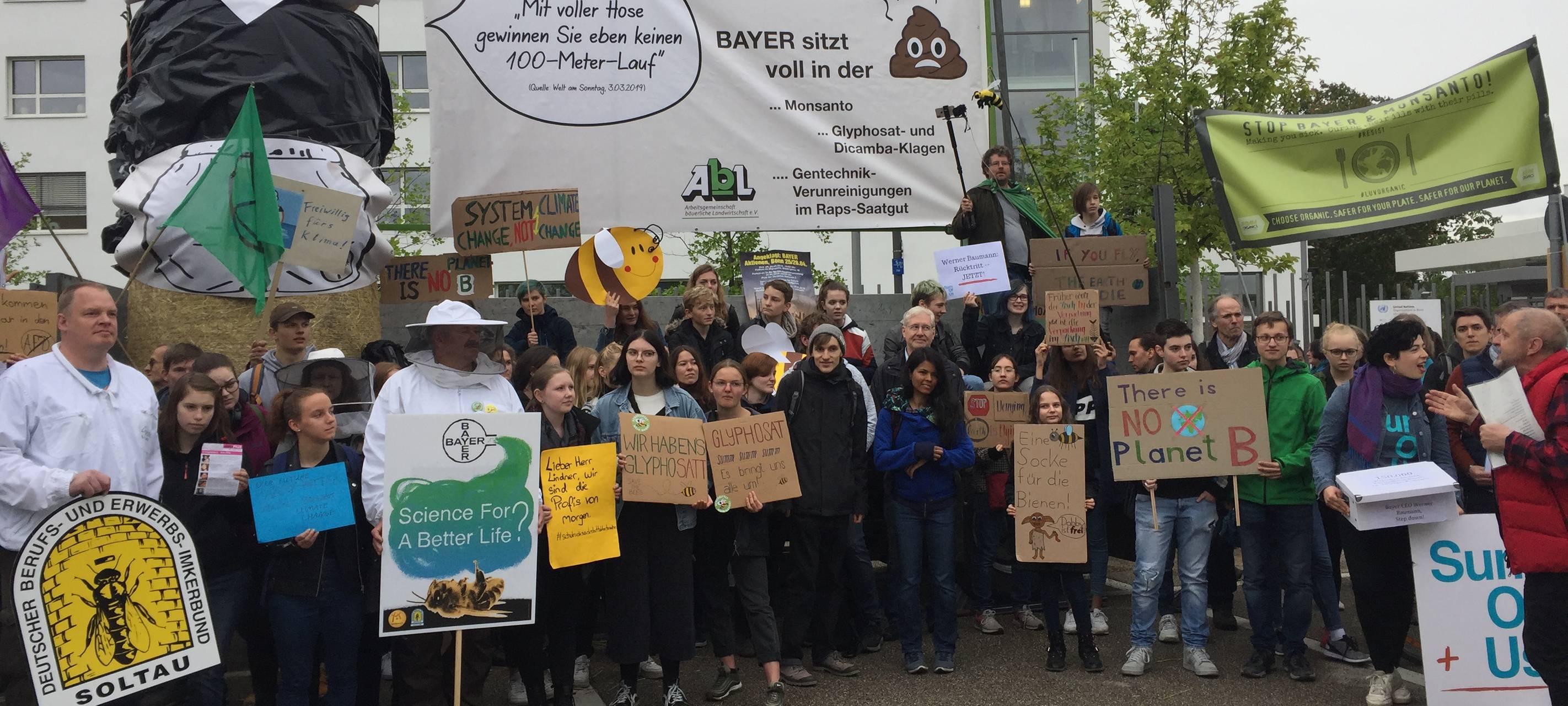 Bayer-Aktionäre: Kritik und Frust