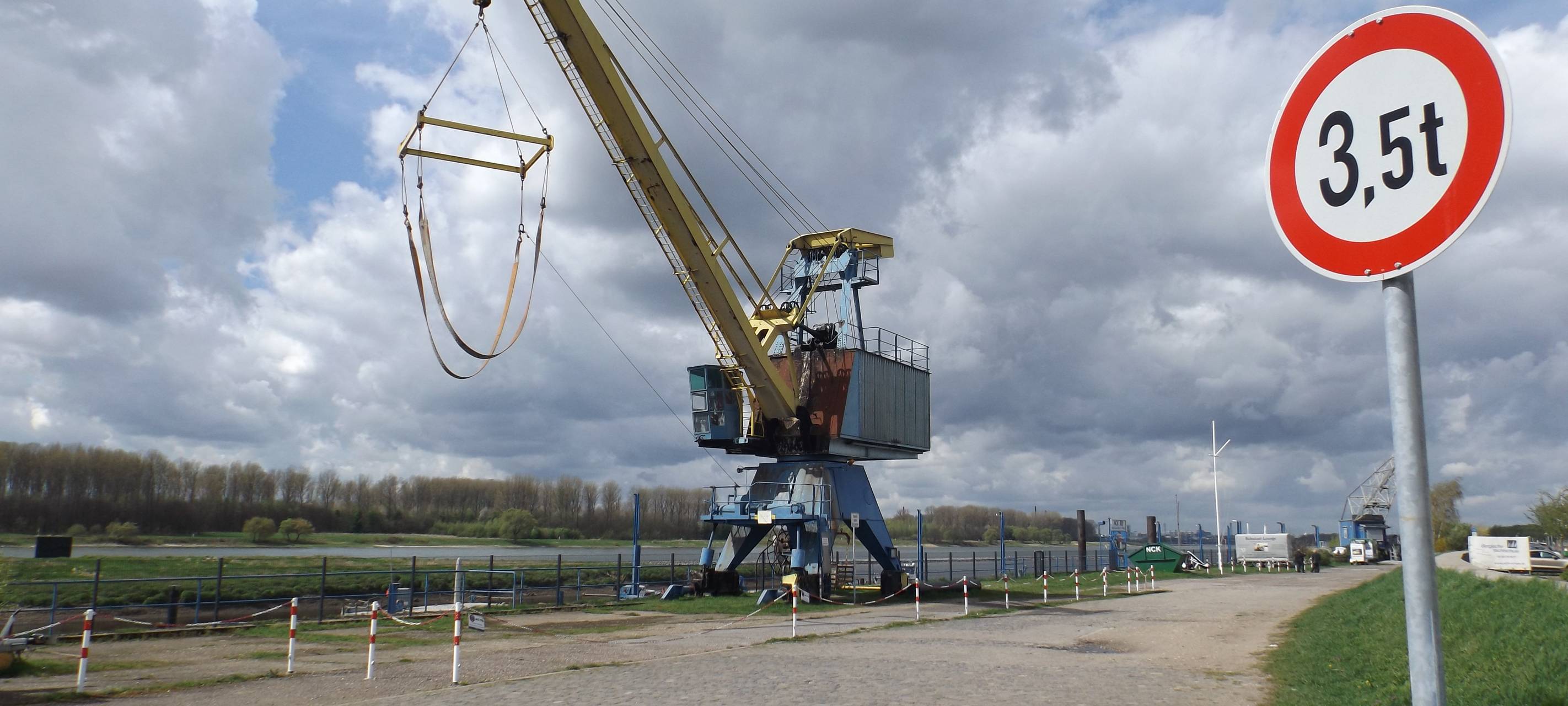 Kaimauer in Hitdorf ist fertig