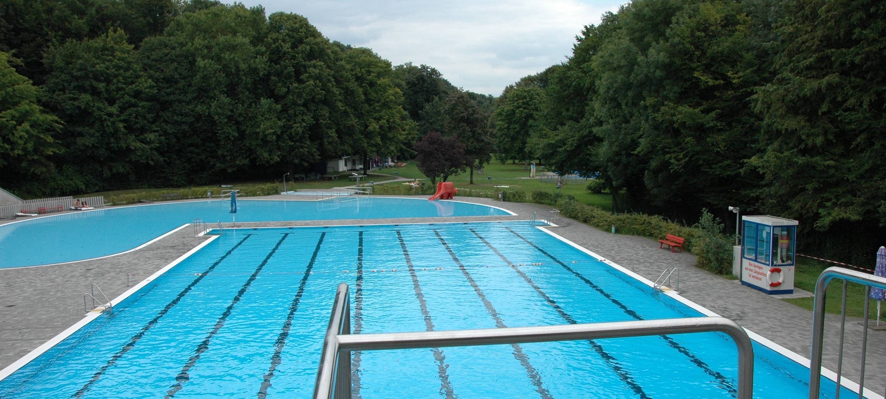 Leverkusen: Schwimmabzeichen machen im Wiembachbad