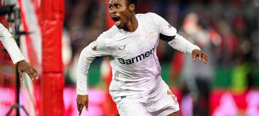 Bayer 04 Leverkusen verlängert mit Offensivspieler Tella