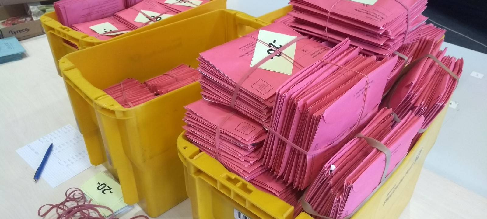 Stadt sucht kurz vor der Stichwahl noch dringend Wahlhelfer