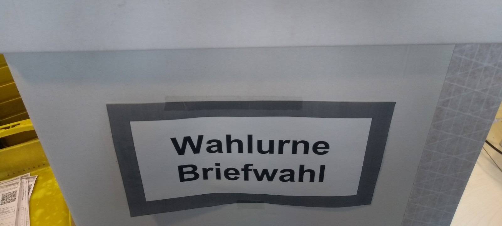Leverkusener Briefwahlbüro für die Stichwahl geöffnet