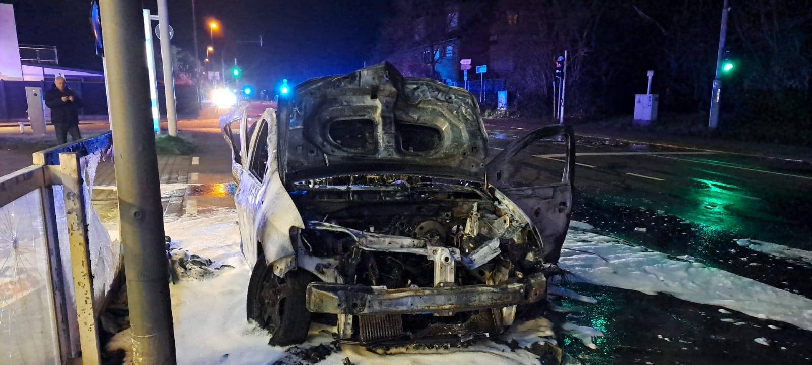 Leverkusen: Feuerwehreinsatz an Tankstelle in Rheindorf