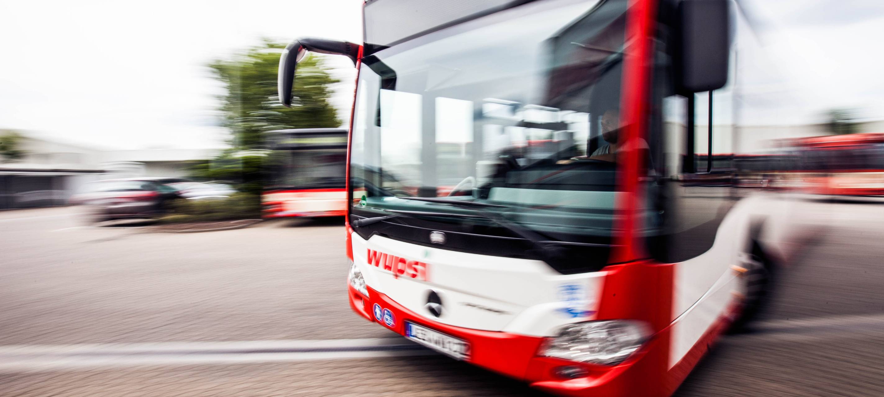 Busfahrer*innen für Leverkusen gesucht