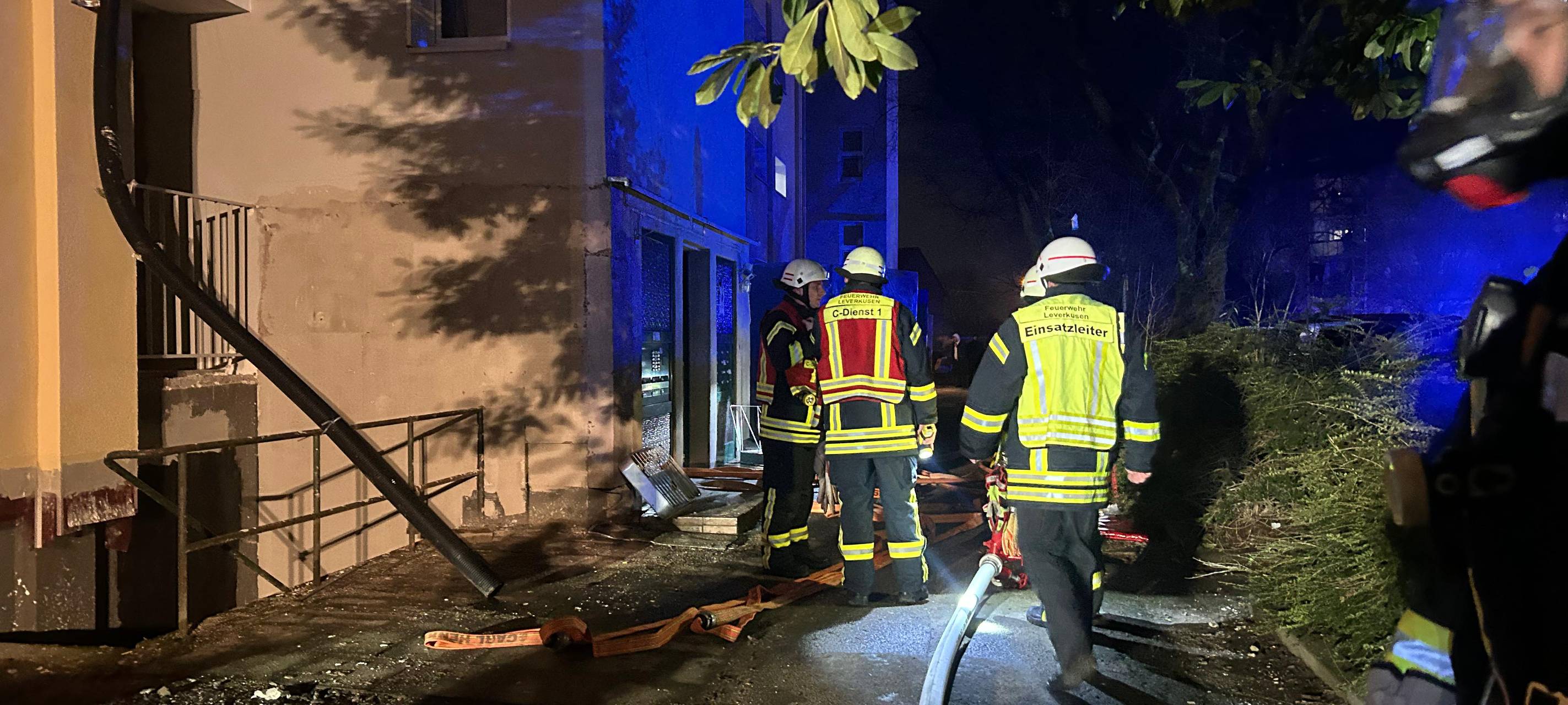 Feuerwehreinsatz in Leverkusen: Brand in Alkenrath