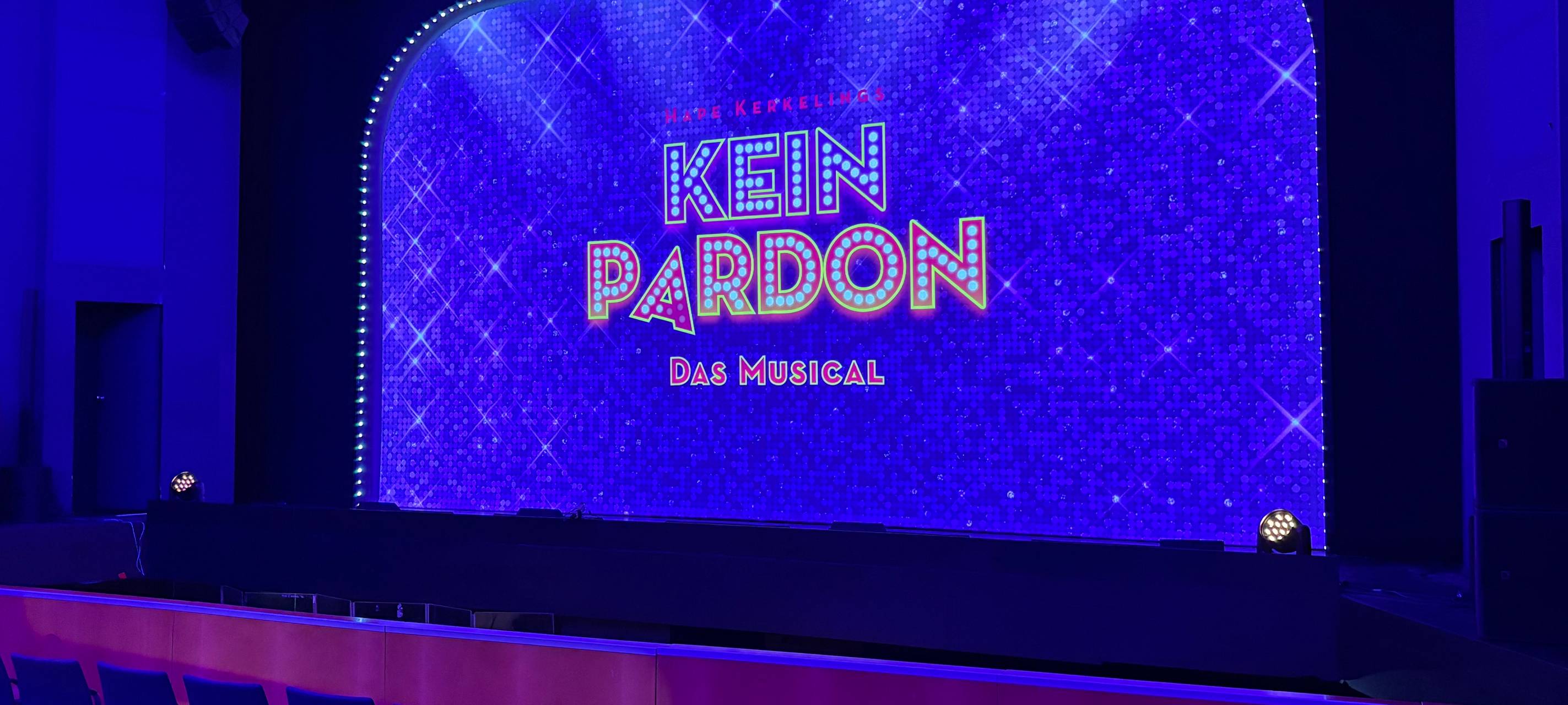 Premiere von "Kein Pardon" in Leverkusen