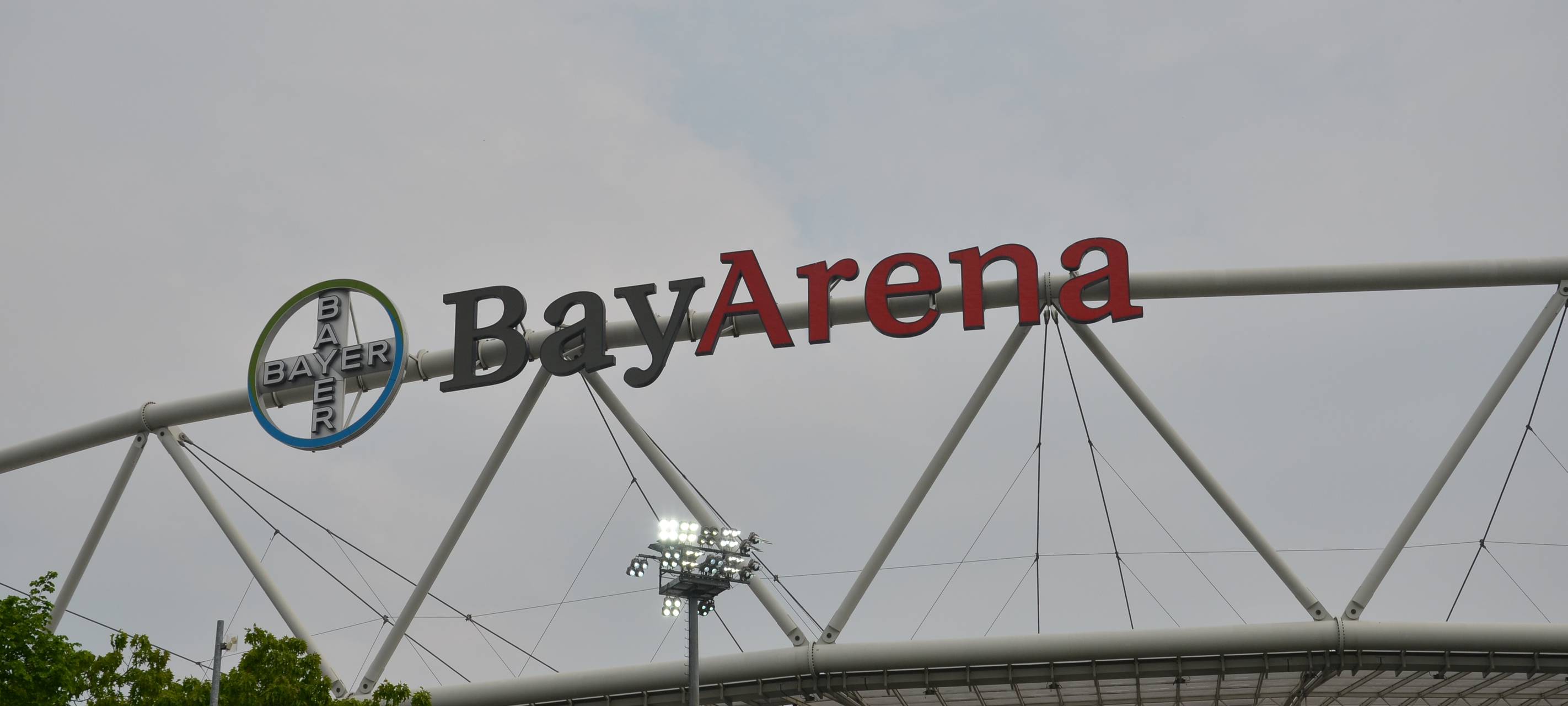 A1-Ausbau: Parkhaus an der BayArena in Leverkusen geplant