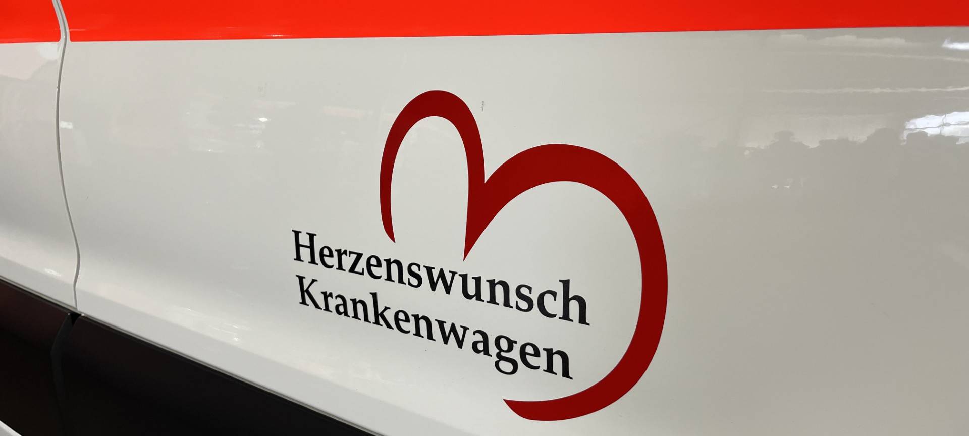 Leverkusen: Herzenswunsch-Krankenwagen seit 10 Jahren