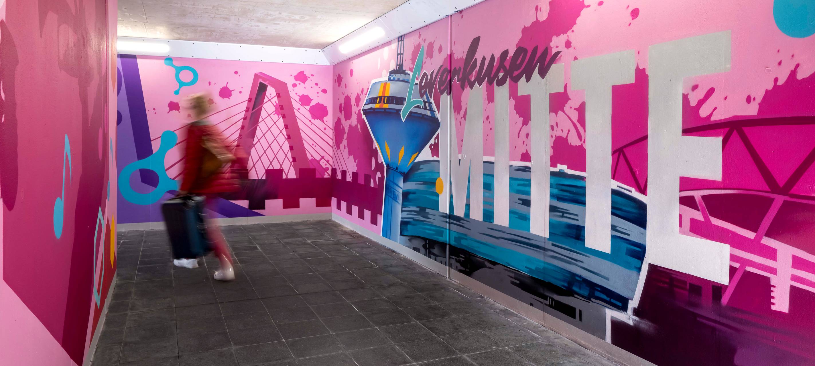 Neues Graffiti am Bahnhof Leverkusen Mitte