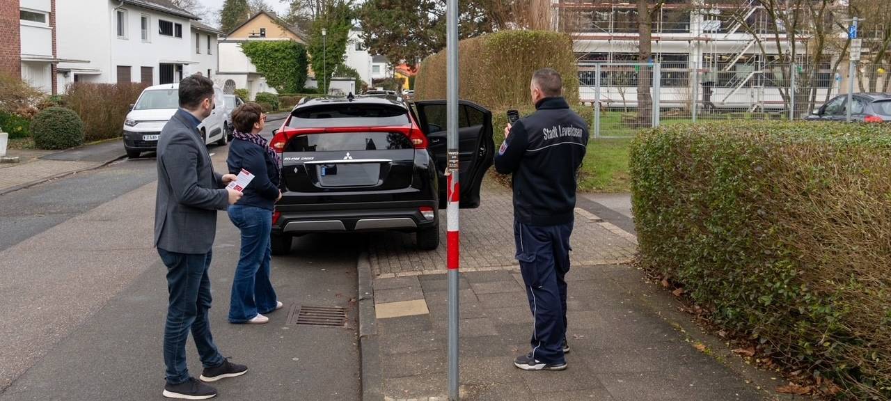 Schulstart in Leverkusen: Verstärkte Kontrollen