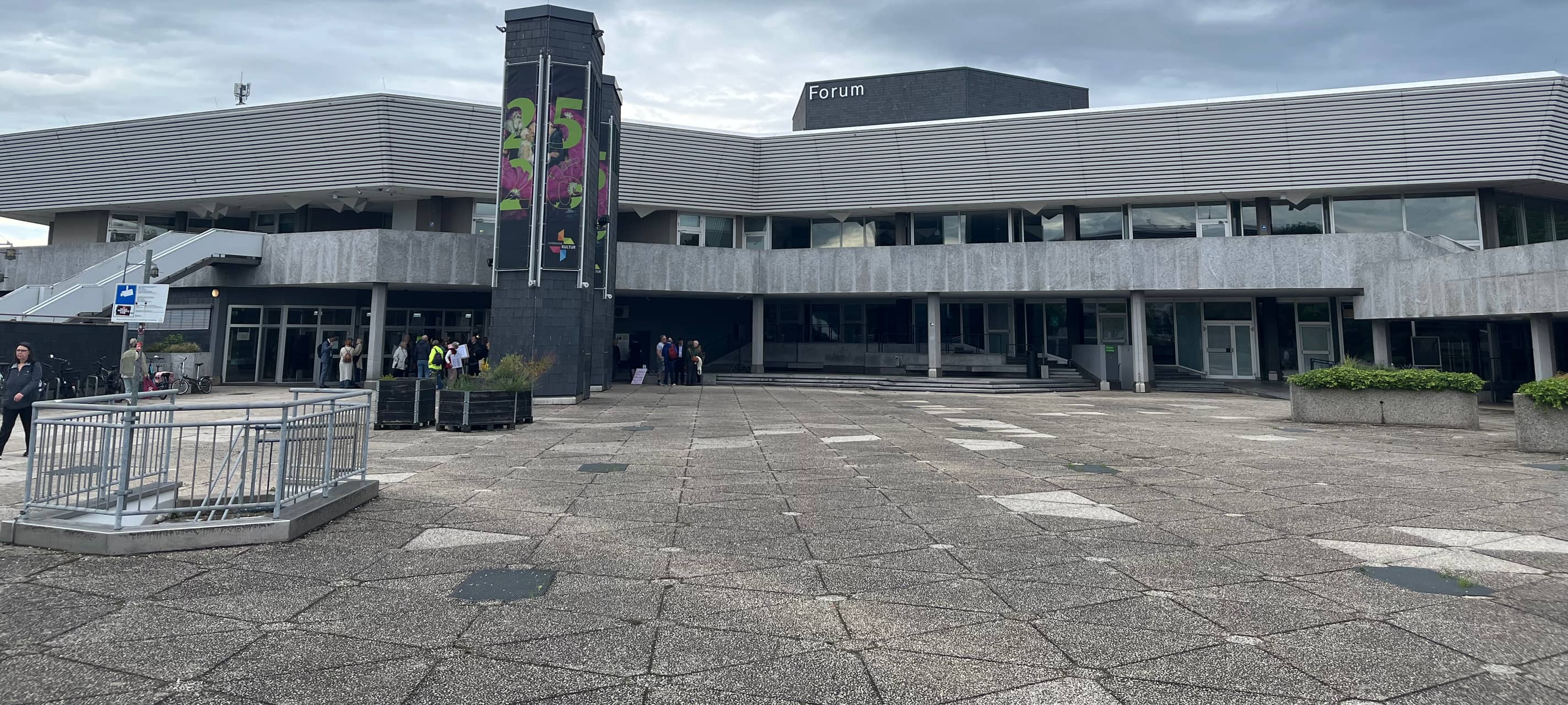 Leverkusen: Protest gegen ESN-Veranstaltung im Forum