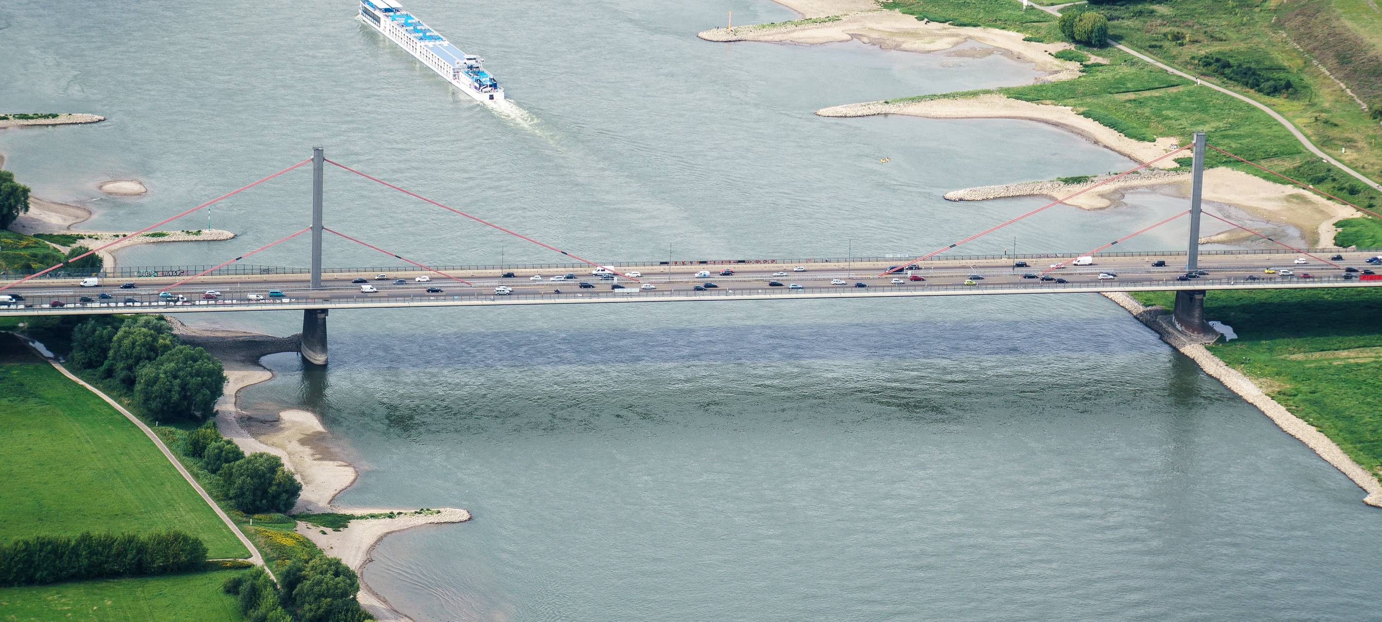 Mikroplastik im Rhein bei Leverkusen