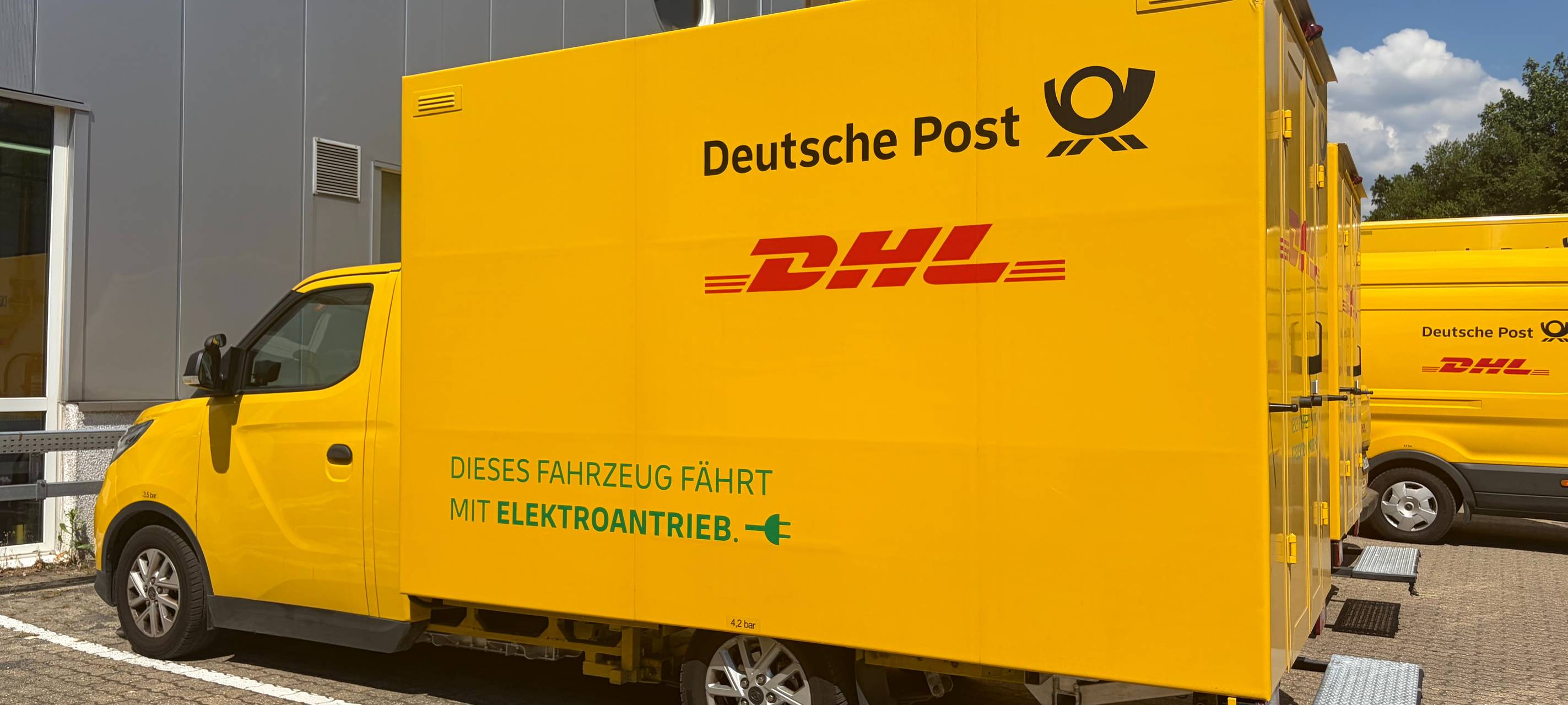 Neues Post-Verteilzentrum in Leverkusen-Quettingen