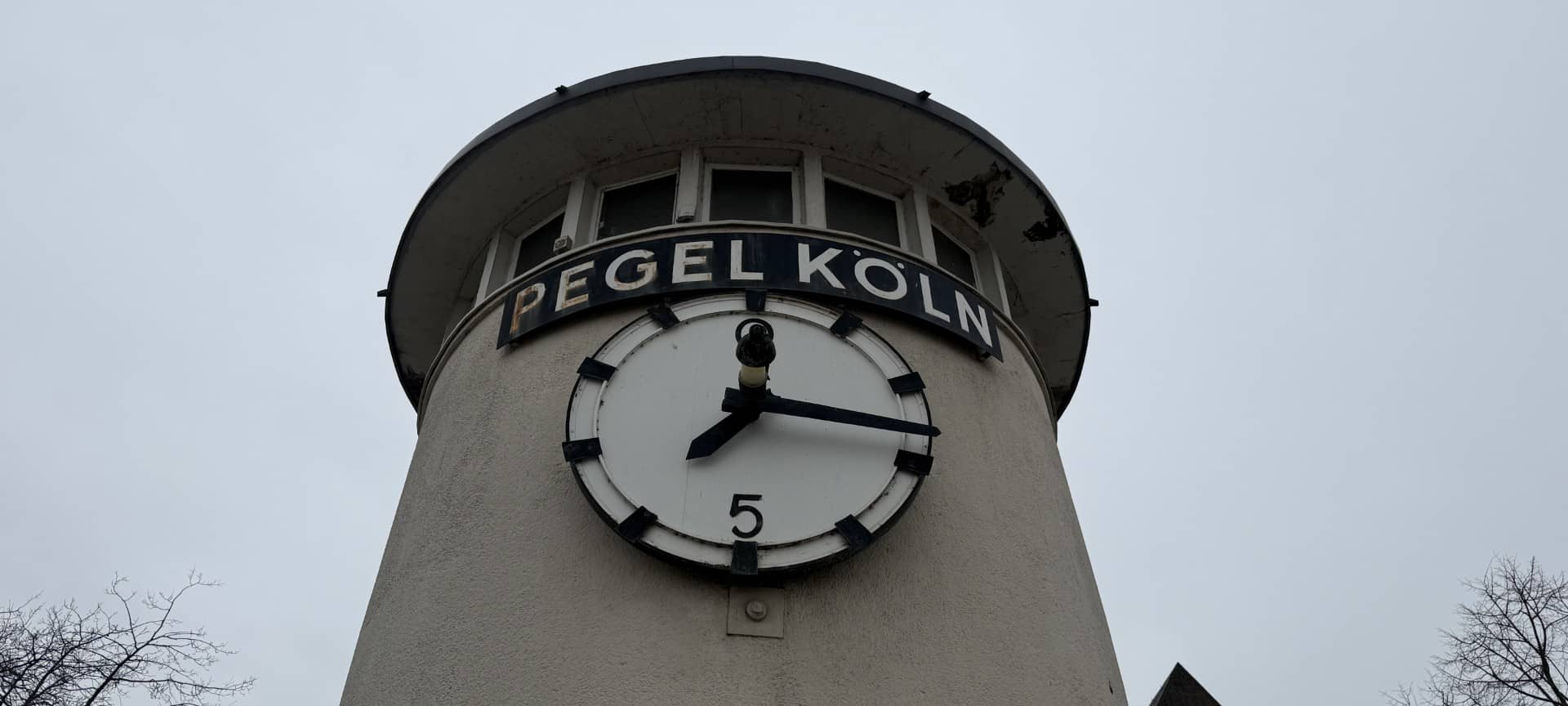 Niedrigwasser in Leverkusen: Neues Rekordtief