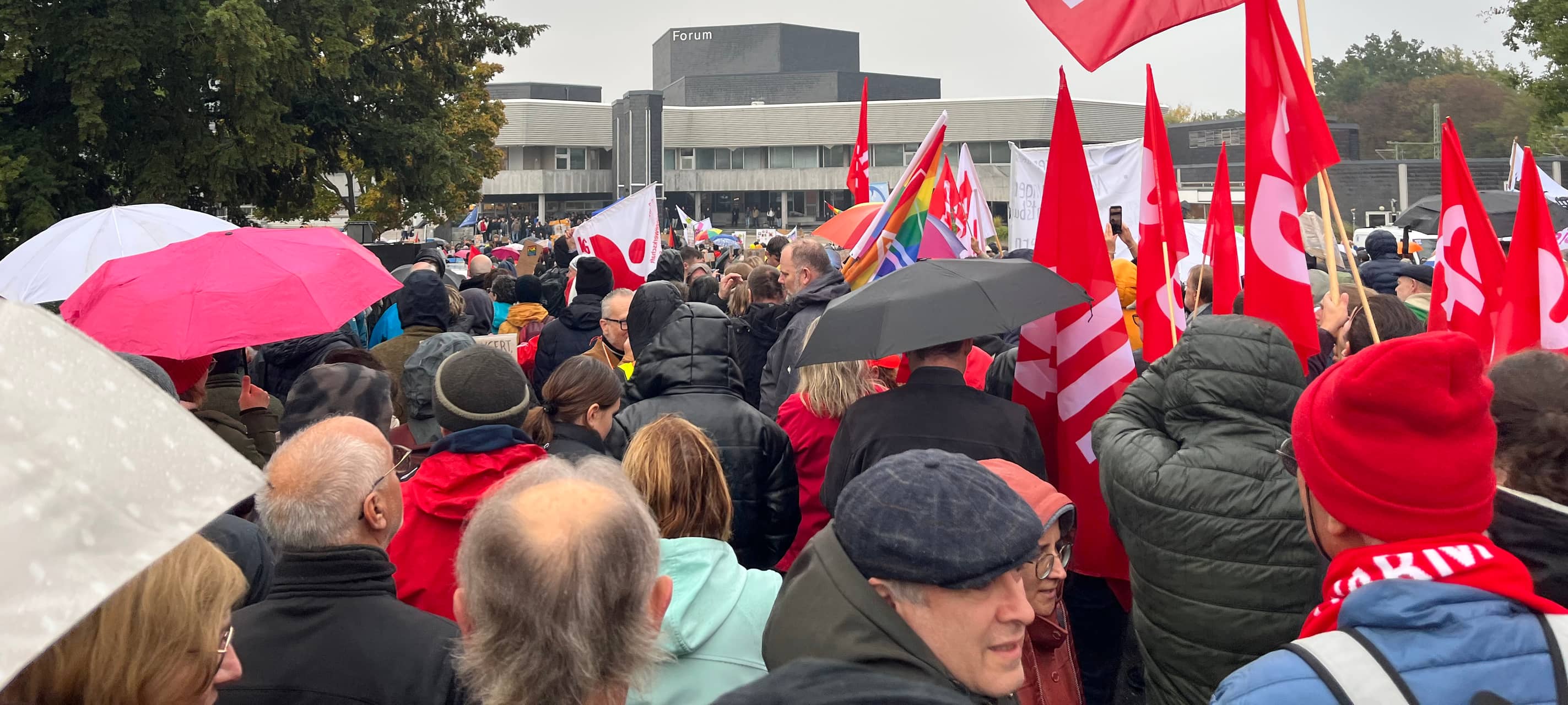 Demonstration gegen rechtspopulistisches Treffen der ESN