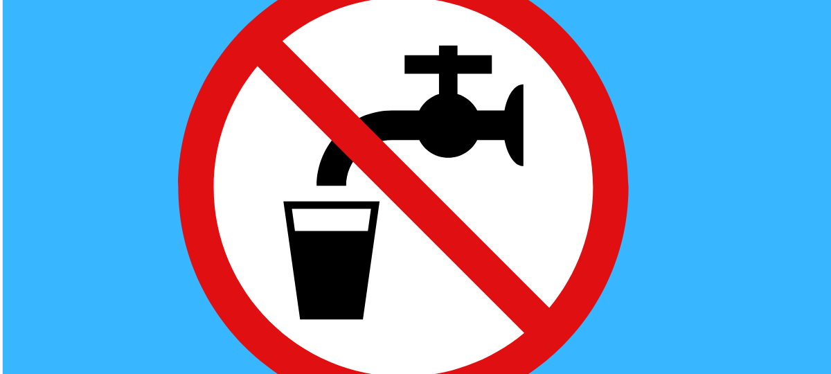 Leverkusen: Wasserrohrbruch in Steinbüchel