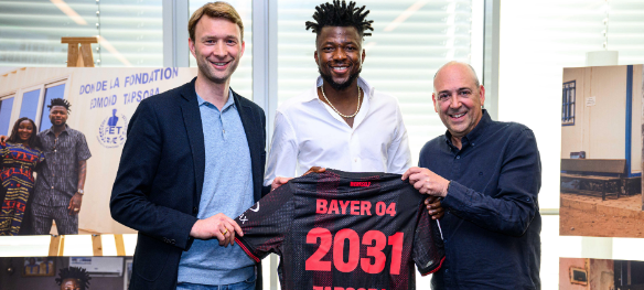 Tapsoba verlängert bei Bayer 04 Leverkusen