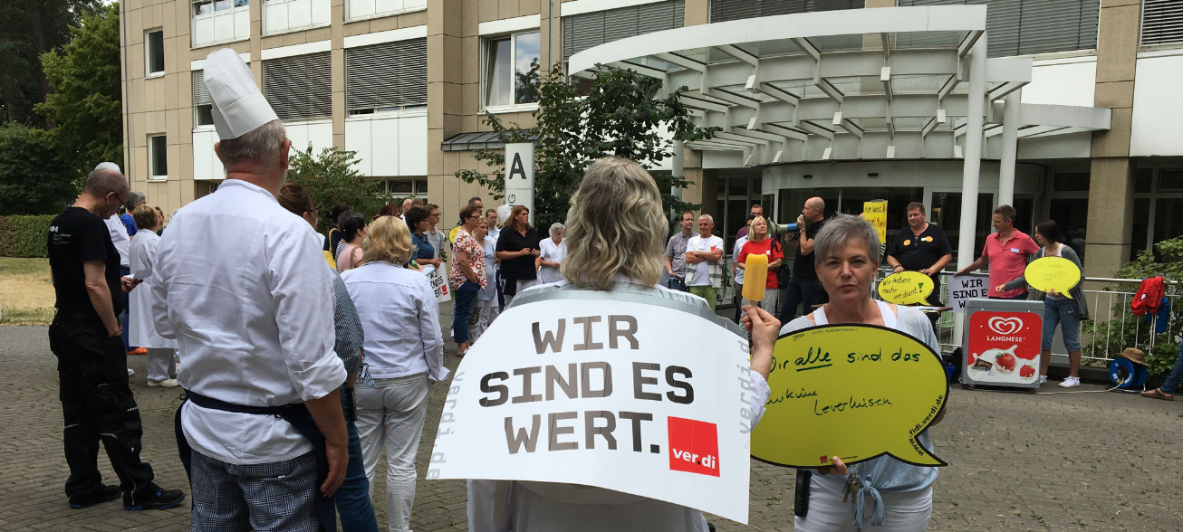 Proteste am Klinikum Leverkusen