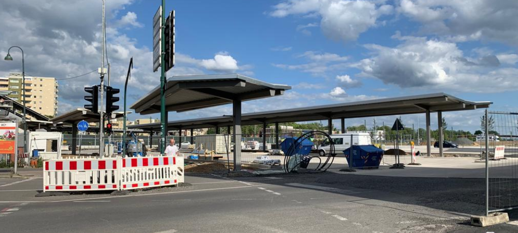 Neuer Opladener Busbahnhof fast fertig